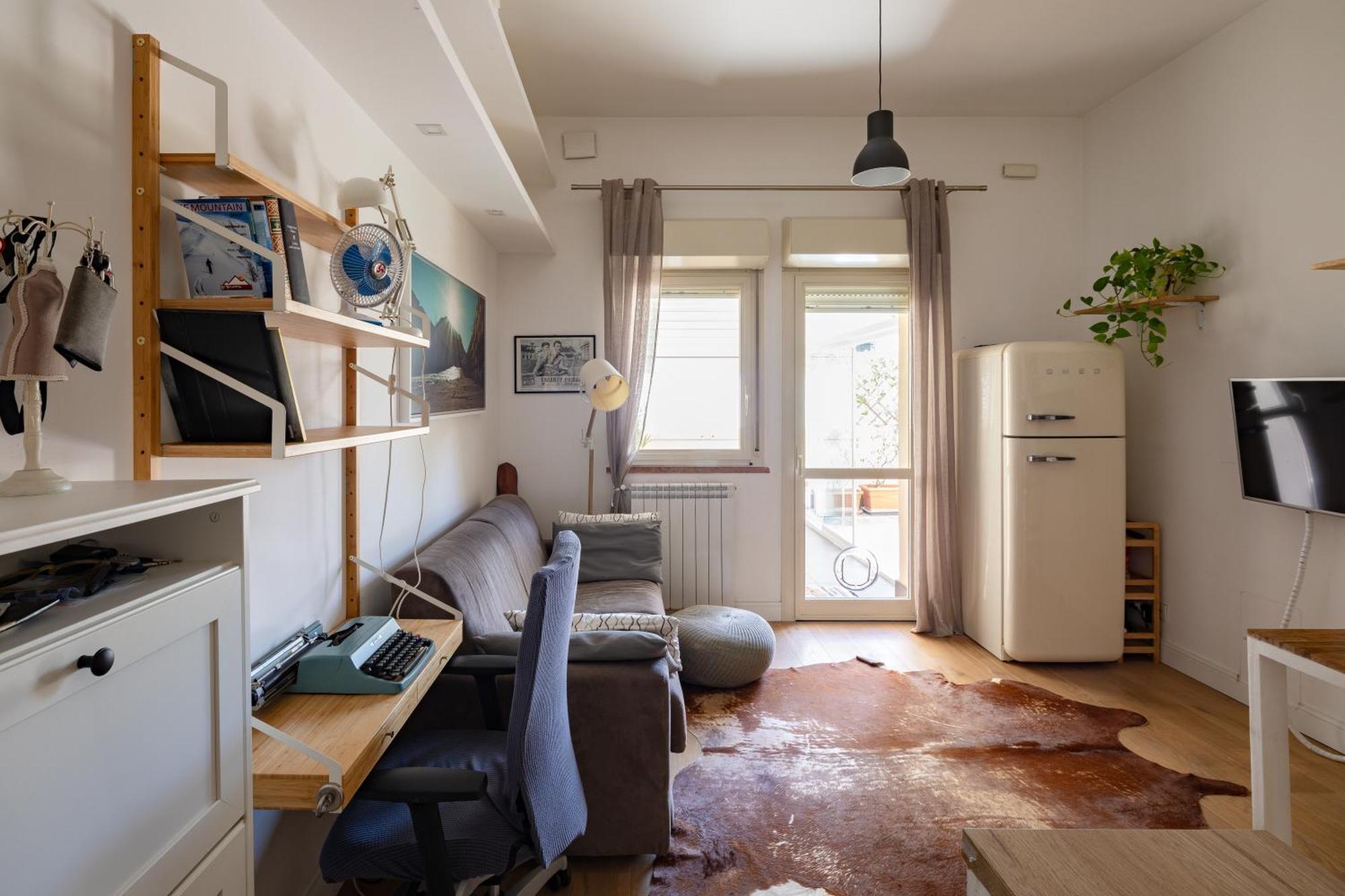 Apartment Pantanella House, 4 Persone, Terrazzo, Wi-fi, Porta Maggiore E San Giovanni, Metro C Per Il Centro E Tram Per La Stazione Termini