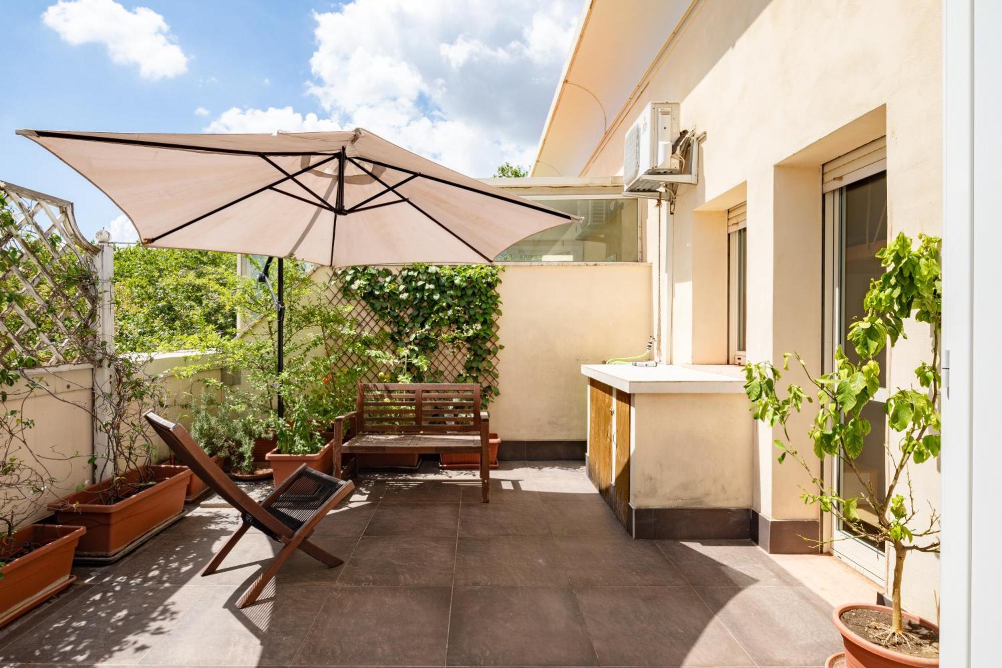 Pantanella House, 4 Persone, Terrazzo, Wi-fi, Porta Maggiore E San Giovanni, Metro C Per Il Centro E Tram Per La Stazione Termini Apartment *